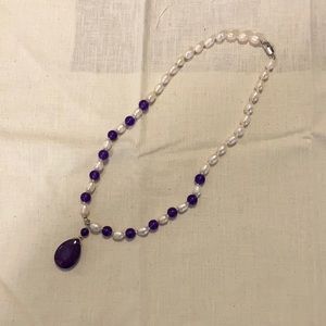 Purple and pearls necklace